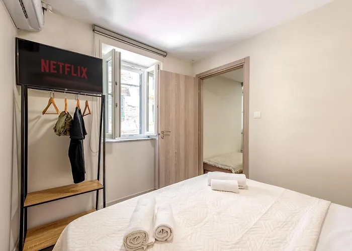 Arch Corfu Corfu (city)